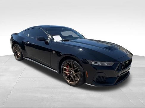 Used 2024 Ford Mustang GT Premium RWD image 2