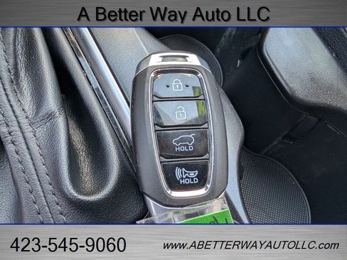 Used 2019 Hyundai Santa Fe FWD image 16