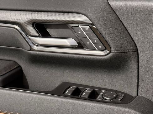 New 2026 GMC Sierra 2500 AT4 w/ AT4 Premium Plus Package image 19