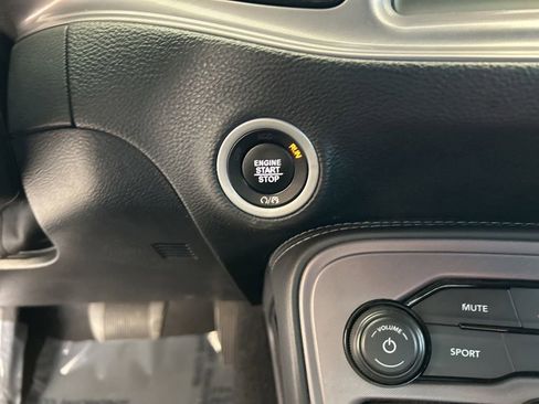 Used 2023 Dodge Challenger SXT image 38