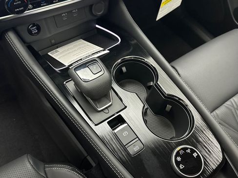 New 2026 Nissan Rogue Platinum AWD/4WD image 13