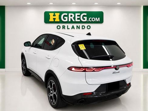 Used 2024 Alfa Romeo Tonale Veloce AWD/4WD image 2