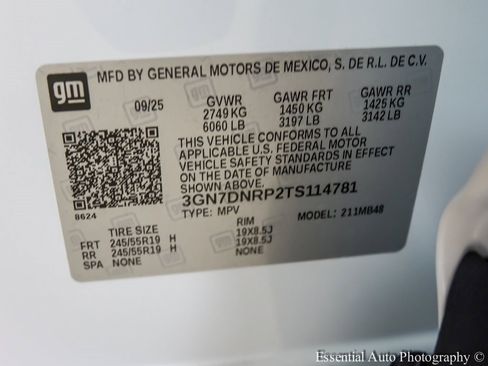 New 2026 Chevrolet Equinox EV LT image 21
