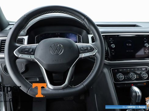 Used 2023 Volkswagen Atlas Cross Sport SE w/ Panoramic Sunroof Package FWD image 59