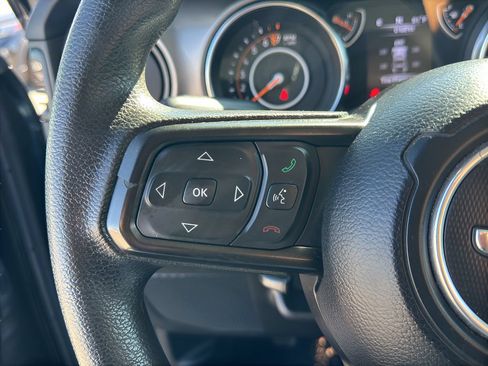 Used 2019 Jeep Wrangler Sport AWD/4WD image 37