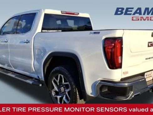Used 2023 GMC Sierra 1500 SLT w/ SLT Premium Package image 5