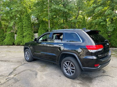 Used 2018 Jeep Grand Cherokee Limited AWD/4WD image 3