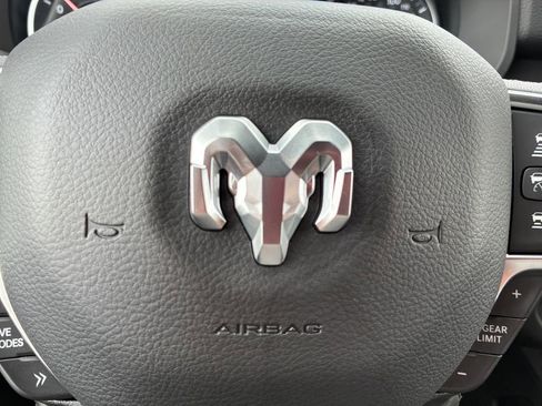 New 2026 RAM 1500 4x4 Crew Cab image 5