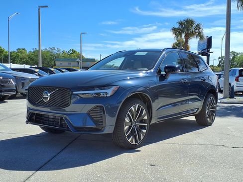 New 2026 Volvo XC60 T8 Ultra w/ Protection Package Premier AWD/4WD image 3