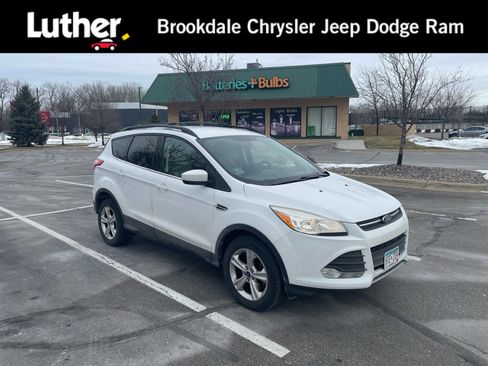 Used 2013 Ford Escape SE image 1