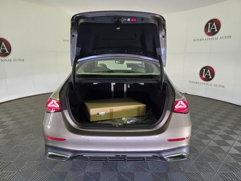 New 2026 Mercedes-Benz E 450 4MATIC Sedan image 8