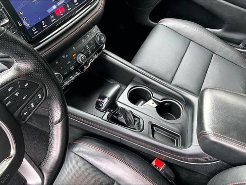 Used 2024 Dodge Durango GT AWD/4WD image 18