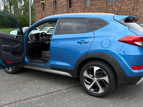 Used 2017 Hyundai Tucson Sport w/ Cargo Package AWD/4WD image 5