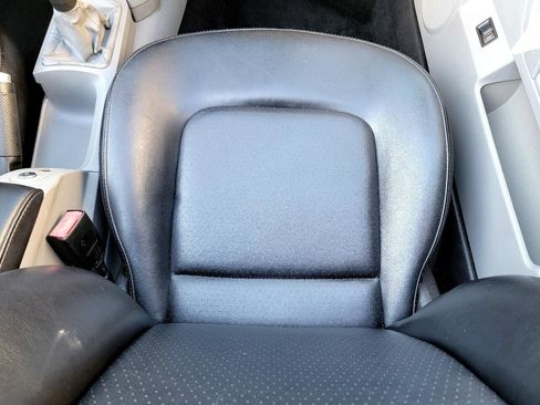 Used 2004 Volkswagen Beetle GLS image 37