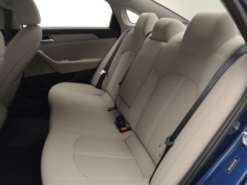 Used 2019 Hyundai Sonata SE image 18