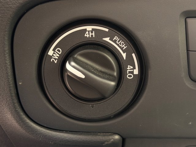Used 2025 Nissan Frontier SV w/ SV Convenience Package AWD/4WD image 15