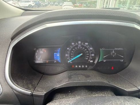 Used 2019 Ford Edge Titanium w/ Equipment Group 301A AWD/4WD image 31