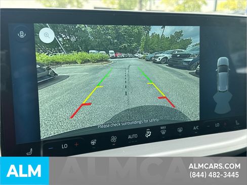 Certified 2025 Ford Escape Platinum AWD/4WD image 33