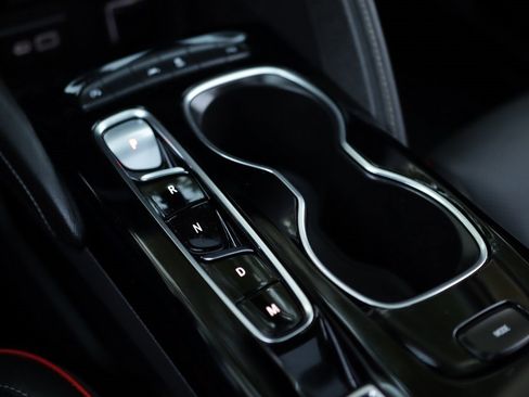 Used 2022 Buick Envision Essence w/ Sport Touring Package image 18