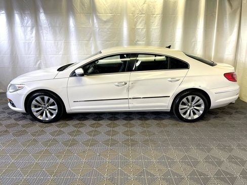 Used 2010 Volkswagen CC Sport image 5