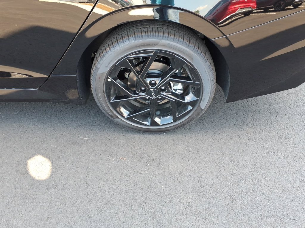 New 2026 Kia K5 GT-Line image 7