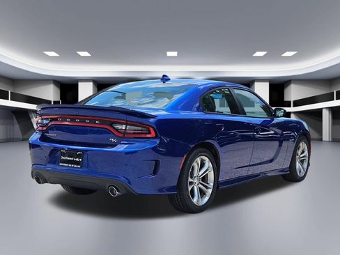 Used 2022 Dodge Charger R/T RWD image 5