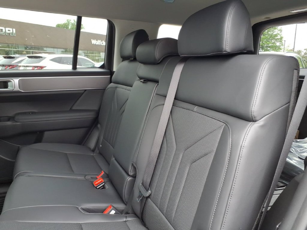 Certified 2026 Hyundai Santa Fe SEL FWD image 10