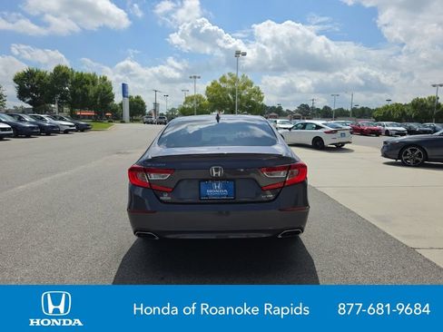 Used 2020 Honda Accord Sport image 4