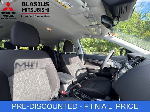 Used 2025 Mitsubishi Outlander Sport ES AWD/4WD image 50
