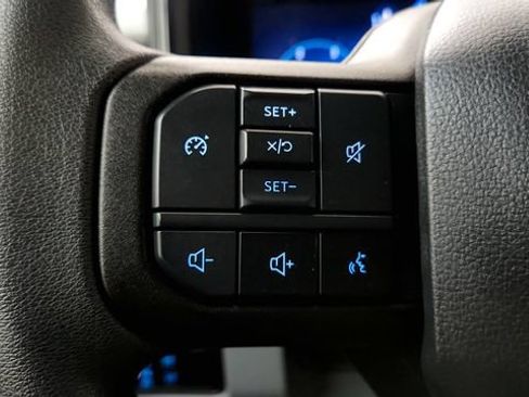 Used 2023 Ford F250 XLT w/ Black Appearance Package AWD/4WD image 63