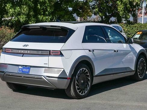 Used 2024 Hyundai Ioniq 5 Limited image 4