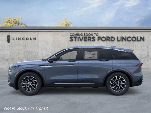 New 2026 Lincoln Nautilus Premier image 3