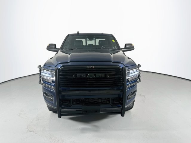 Used 2022 RAM 2500 Laramie w/ Night Edition AWD/4WD image 4