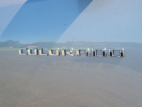 Used 2025 Chevrolet Colorado W/T w/ WT Custom Package RWD image 6