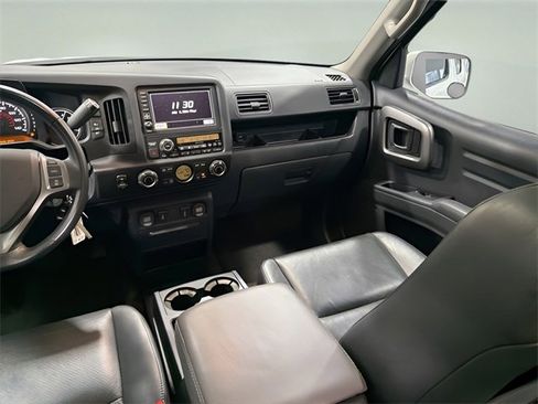 Used 2014 Honda Ridgeline SE image 27