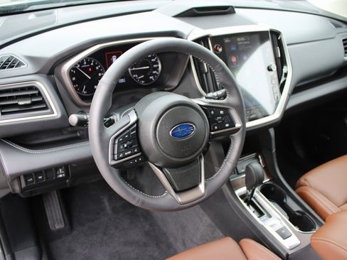 Used 2025 Subaru Ascent Touring image 10