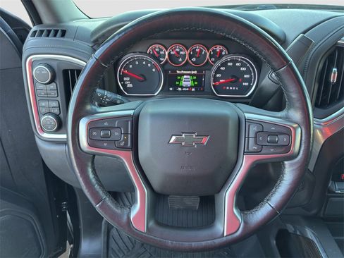 Used 2022 Chevrolet Silverado 1500 RST image 9