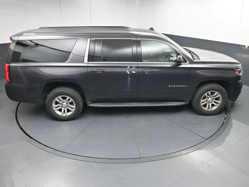 Used 2017 Chevrolet Suburban LS image 37