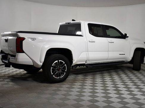 Used 2024 Toyota Tacoma TRD Sport image 4