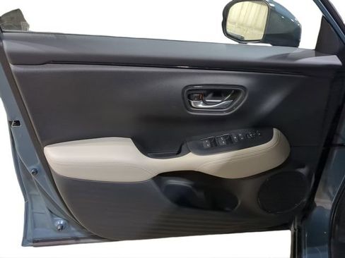 New 2025 Honda HR-V LX image 25