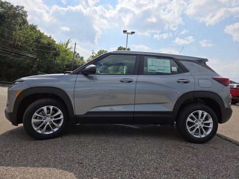 New 2026 Chevrolet TrailBlazer LS AWD/4WD image 13