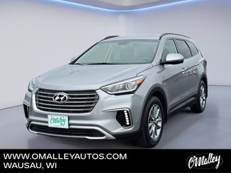 Used 2017 Hyundai Santa Fe SE image 1