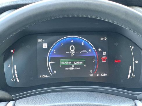Used 2025 Toyota Grand Highlander AWD image 19