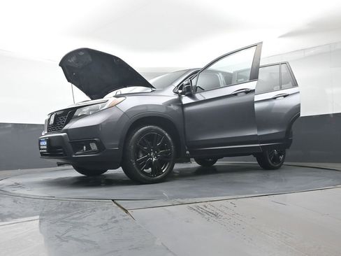 Used 2019 Honda Passport Sport image 40