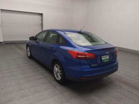 Used 2018 Ford Focus SE FWD image 5