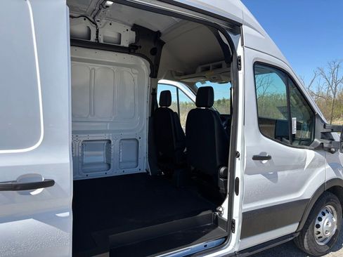 New 2026 Ford Transit 350 148 High Roof Extended DRW AWD/4WD image 28