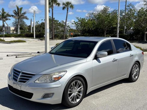 Used 2009 Hyundai Genesis 4.6 w/ Technology Pkg 5 image 1