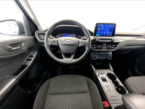 Used 2025 Ford Escape Active AWD/4WD image 11