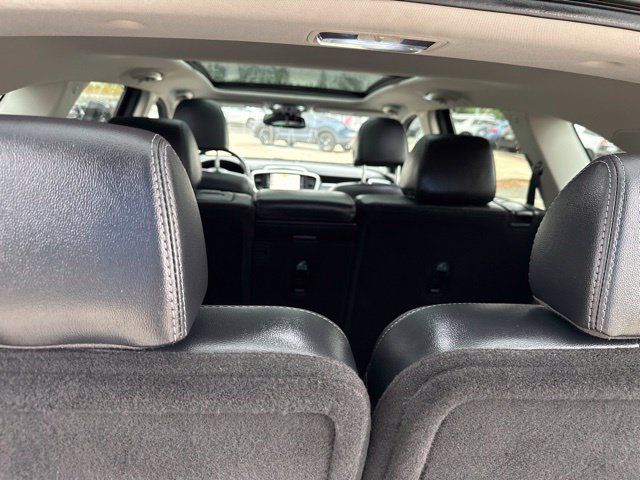 Used 2019 Kia Sorento SX w/ SX Touring Package AWD/4WD image 16
