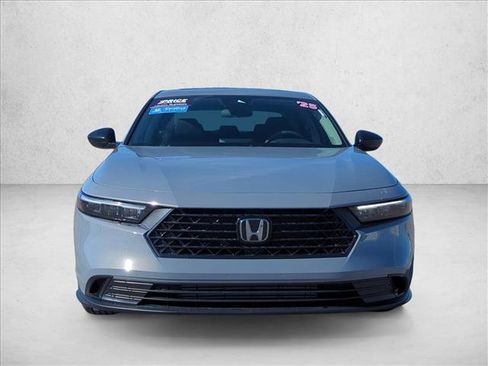 Certified 2025 Honda Accord SE image 2